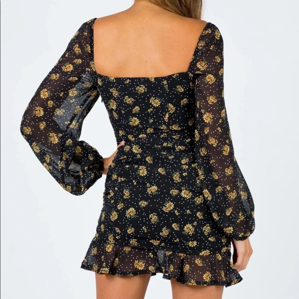 HP ✨ Princess Polly Parvati Mini Dress 🌻 - Picture 4 of 4